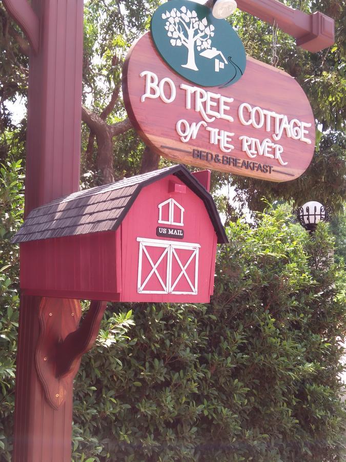 Bo Tree Cottage On The River 묵다한 외부 사진