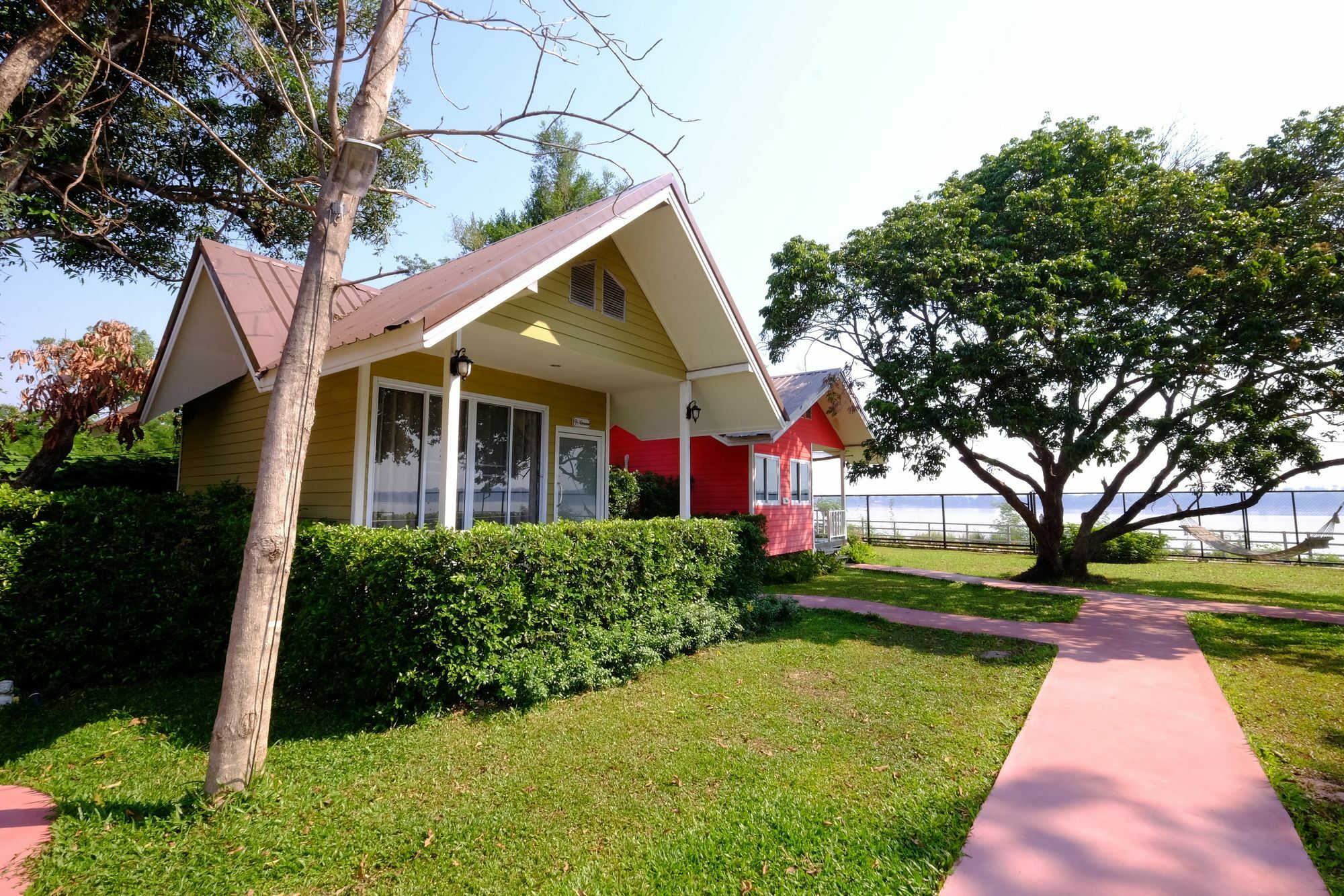 Bo Tree Cottage On The River 묵다한 외부 사진